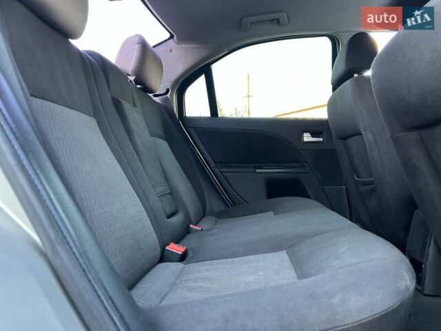 Форд Мондео 2002 в Черновцах на Automoto.ua Серый Форд Мондео, объемом двигателя 1.8 л и пробегом 271 тыс. км за 2600 $, фото 32 на Automoto.ua