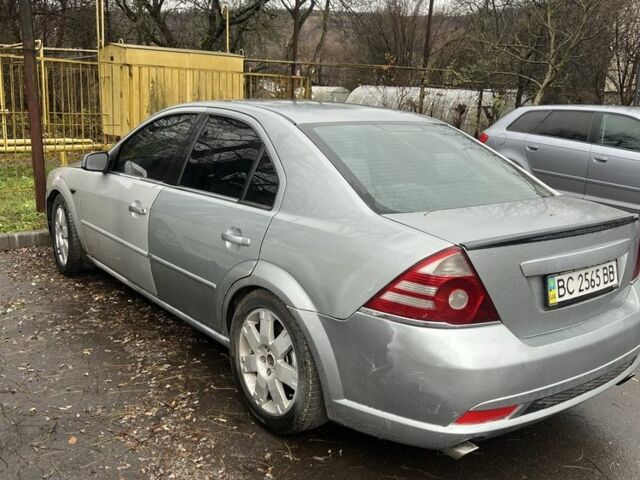 Серый Форд Мондео, объемом двигателя 2.5 л и пробегом 290 тыс. км за 3000 $, фото 5 на Automoto.ua