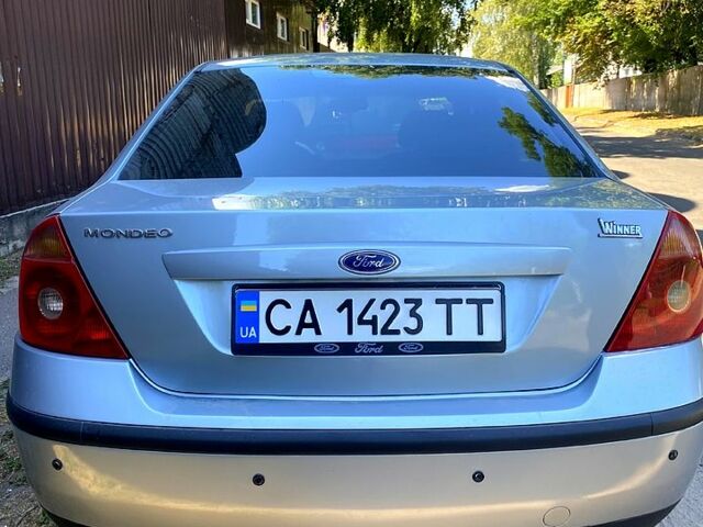 Сірий Форд Мондео, об'ємом двигуна 2 л та пробігом 331 тис. км за 3800 $, фото 8 на Automoto.ua