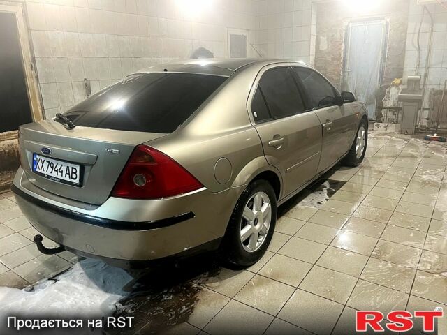 Сірий Форд Мондео, об'ємом двигуна 2 л та пробігом 324 тис. км за 3000 $, фото 5 на Automoto.ua