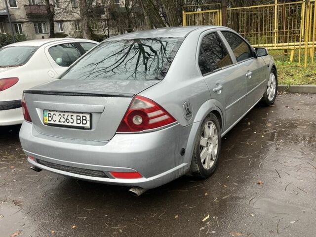 Серый Форд Мондео, объемом двигателя 2.5 л и пробегом 290 тыс. км за 3000 $, фото 3 на Automoto.ua