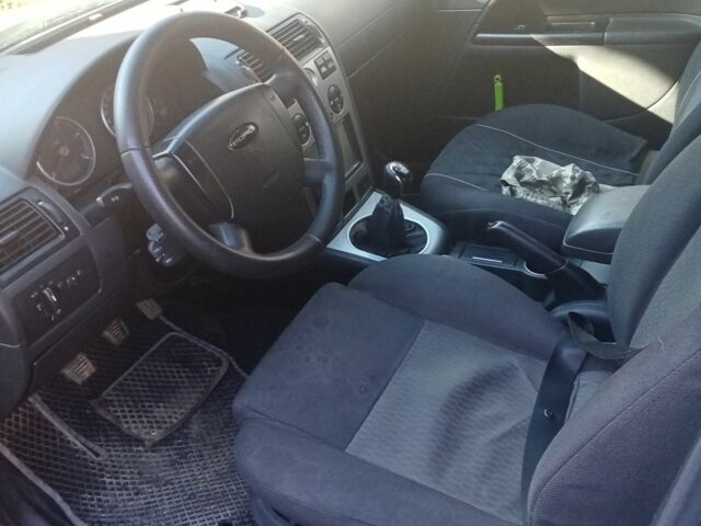 Серый Форд Мондео, объемом двигателя 2 л и пробегом 300 тыс. км за 3300 $, фото 3 на Automoto.ua