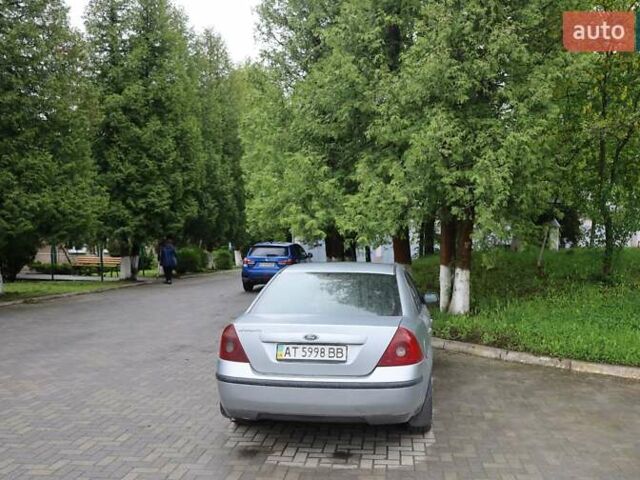 Серый Форд Мондео, объемом двигателя 2 л и пробегом 561 тыс. км за 2037 $, фото 2 на Automoto.ua