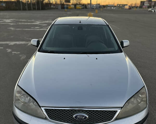 Серый Форд Мондео, объемом двигателя 2 л и пробегом 292 тыс. км за 5500 $, фото 5 на Automoto.ua