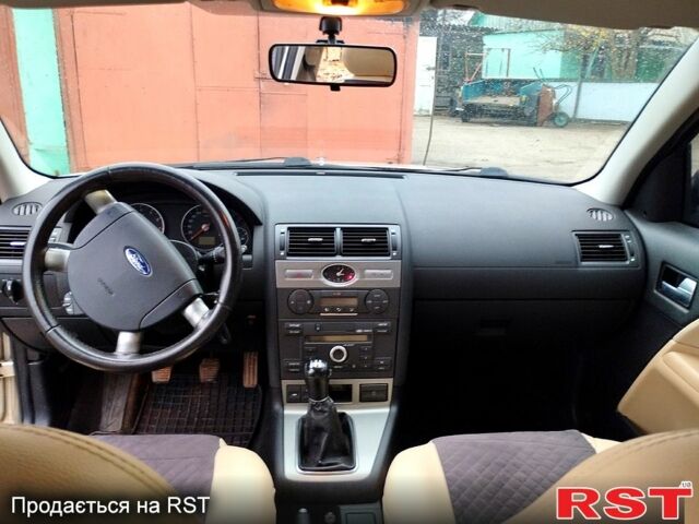 Серый Форд Мондео, объемом двигателя 1.8 л и пробегом 238 тыс. км за 4500 $, фото 10 на Automoto.ua