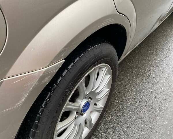 Серый Форд Мондео, объемом двигателя 1.8 л и пробегом 203 тыс. км за 4800 $, фото 5 на Automoto.ua