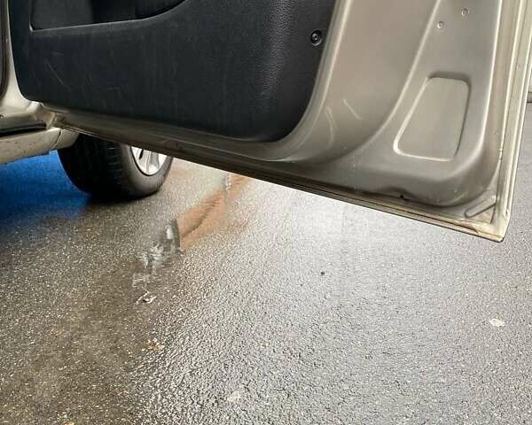 Серый Форд Мондео, объемом двигателя 1.8 л и пробегом 203 тыс. км за 4800 $, фото 9 на Automoto.ua