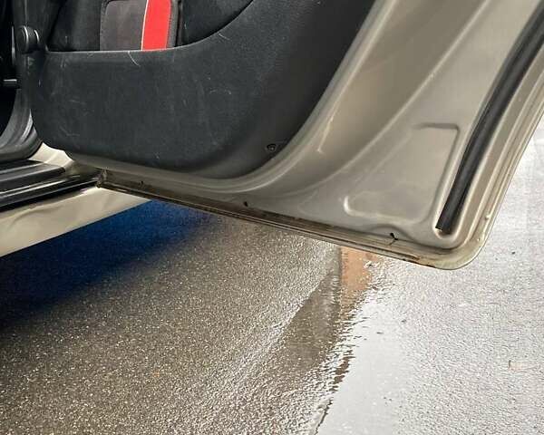 Серый Форд Мондео, объемом двигателя 1.8 л и пробегом 203 тыс. км за 4800 $, фото 10 на Automoto.ua