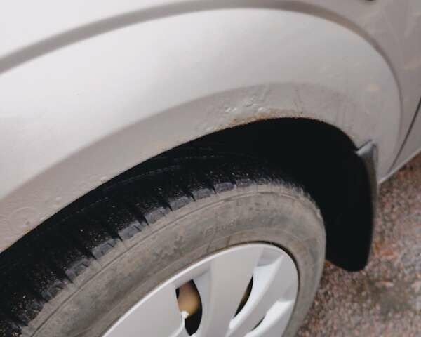 Сірий Форд Мондео, об'ємом двигуна 2.02 л та пробігом 280 тис. км за 3250 $, фото 1 на Automoto.ua