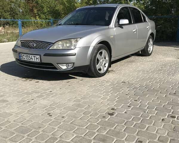 Серый Форд Мондео, объемом двигателя 2 л и пробегом 296 тыс. км за 4500 $, фото 1 на Automoto.ua