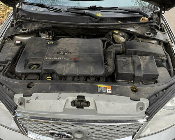 Серый Форд Мондео, объемом двигателя 2 л и пробегом 208 тыс. км за 4500 $, фото 6 на Automoto.ua