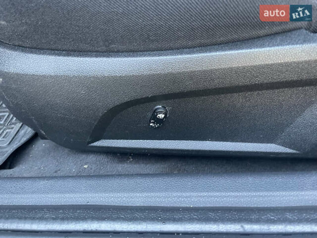 Серый Форд Мондео, объемом двигателя 2 л и пробегом 174 тыс. км за 5500 $, фото 17 на Automoto.ua