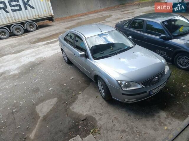 Серый Форд Мондео, объемом двигателя 1.8 л и пробегом 210 тыс. км за 5500 $, фото 3 на Automoto.ua