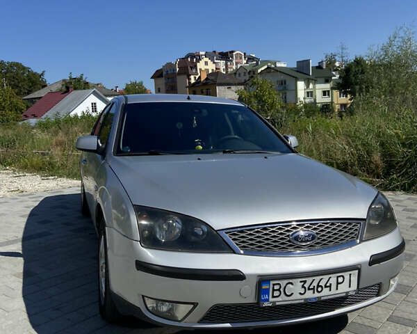Серый Форд Мондео, объемом двигателя 2 л и пробегом 440 тыс. км за 3650 $, фото 1 на Automoto.ua