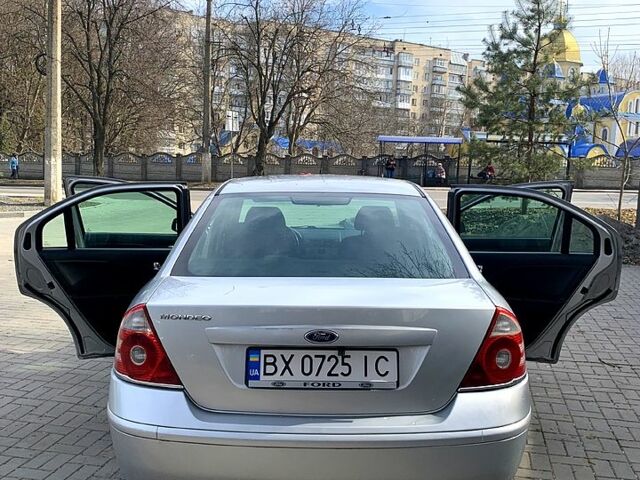 Серый Форд Мондео, объемом двигателя 2 л и пробегом 221 тыс. км за 3200 $, фото 7 на Automoto.ua