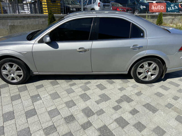 Серый Форд Мондео, объемом двигателя 2 л и пробегом 440 тыс. км за 3650 $, фото 7 на Automoto.ua