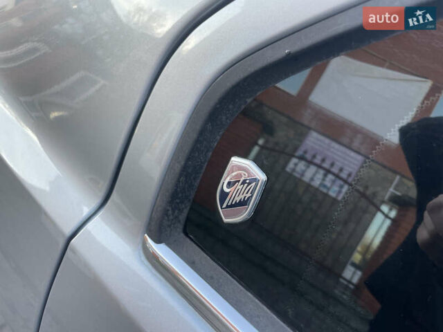 Серый Форд Мондео, объемом двигателя 2 л и пробегом 174 тыс. км за 5500 $, фото 12 на Automoto.ua