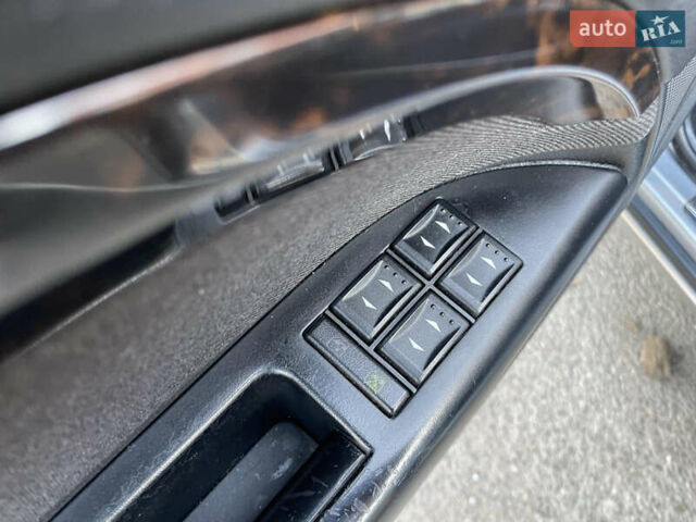 Серый Форд Мондео, объемом двигателя 2 л и пробегом 174 тыс. км за 5500 $, фото 16 на Automoto.ua