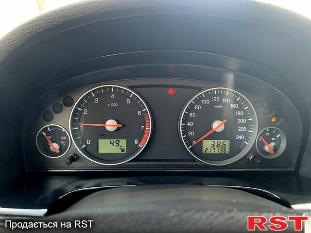 Серый Форд Мондео, объемом двигателя 2 л и пробегом 221 тыс. км за 3200 $, фото 5 на Automoto.ua