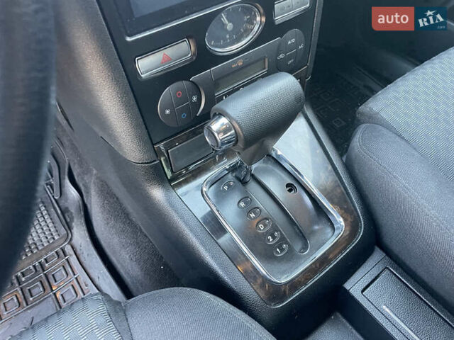 Серый Форд Мондео, объемом двигателя 2 л и пробегом 174 тыс. км за 5500 $, фото 21 на Automoto.ua