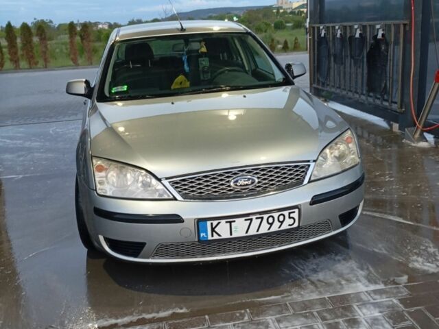 Сірий Форд Мондео, об'ємом двигуна 2 л та пробігом 1 тис. км за 2000 $, фото 6 на Automoto.ua