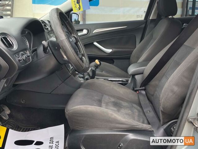 Серый Форд Мондео, объемом двигателя 2 л и пробегом 291 тыс. км за 6600 $, фото 9 на Automoto.ua