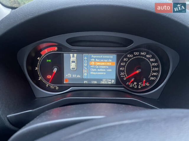 Форд Мондео 2007 в Лубнах на Automoto.ua Серый Форд Мондео, объемом двигателя 2 л и пробегом 248 тыс. км за 6750 $, фото 5 на Automoto.ua