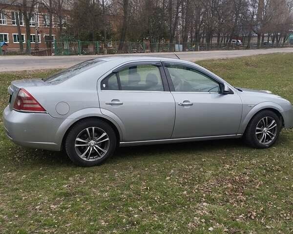 Серый Форд Мондео, объемом двигателя 1.99 л и пробегом 437 тыс. км за 3600 $, фото 5 на Automoto.ua