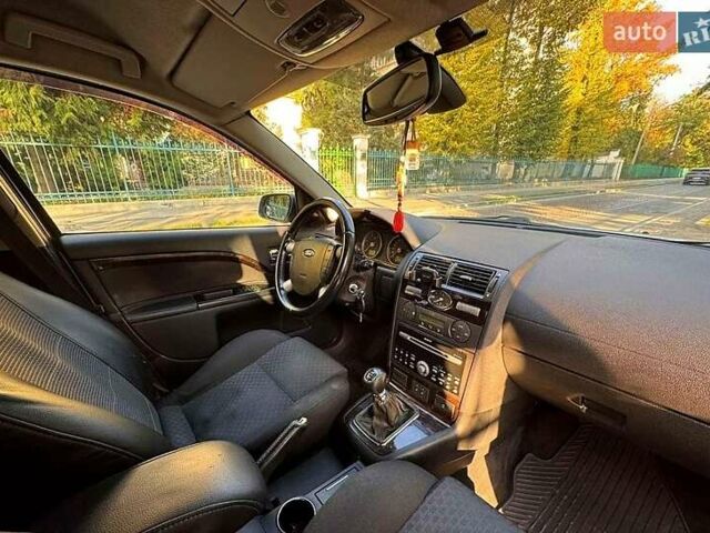 Серый Форд Мондео, объемом двигателя 2 л и пробегом 200 тыс. км за 5500 $, фото 11 на Automoto.ua