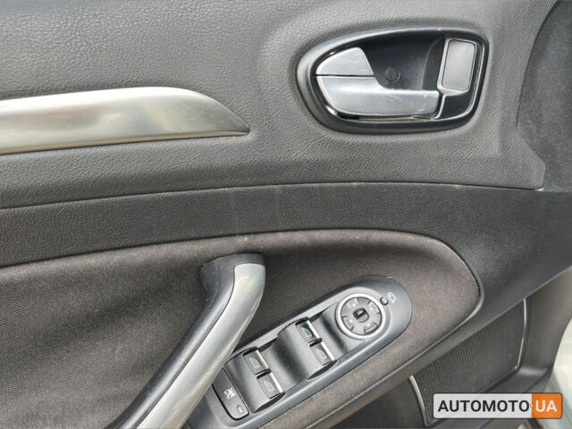 Серый Форд Мондео, объемом двигателя 2 л и пробегом 291 тыс. км за 6600 $, фото 10 на Automoto.ua