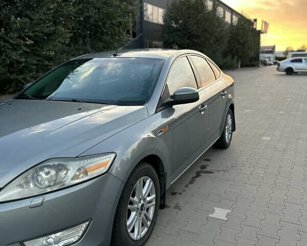 Сірий Форд Мондео, об'ємом двигуна 2 л та пробігом 246 тис. км за 7000 $, фото 7 на Automoto.ua