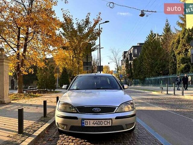 Серый Форд Мондео, объемом двигателя 2 л и пробегом 200 тыс. км за 5500 $, фото 1 на Automoto.ua