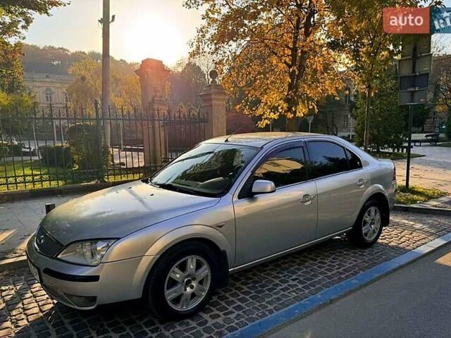 Серый Форд Мондео, объемом двигателя 2 л и пробегом 200 тыс. км за 5500 $, фото 2 на Automoto.ua