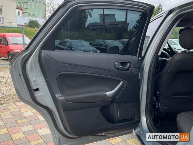 Серый Форд Мондео, объемом двигателя 2 л и пробегом 291 тыс. км за 6600 $, фото 14 на Automoto.ua