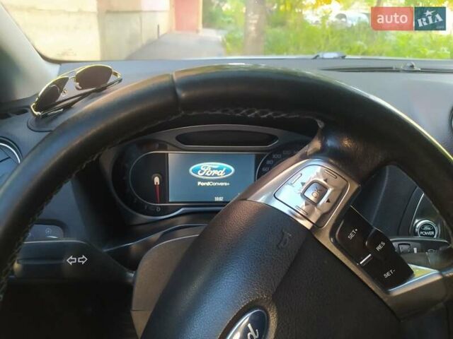 Серый Форд Мондео, объемом двигателя 2 л и пробегом 324 тыс. км за 4500 $, фото 9 на Automoto.ua