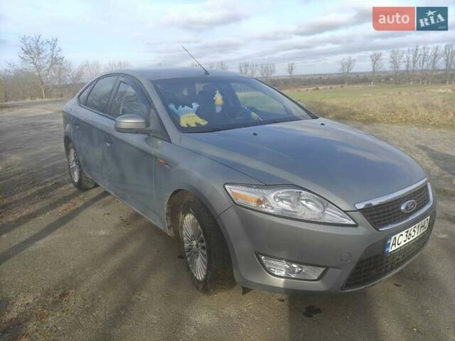 Серый Форд Мондео, объемом двигателя 2 л и пробегом 385 тыс. км за 5000 $, фото 7 на Automoto.ua