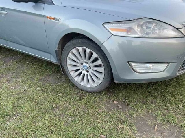 Сірий Форд Мондео, об'ємом двигуна 2 л та пробігом 317 тис. км за 5700 $, фото 8 на Automoto.ua