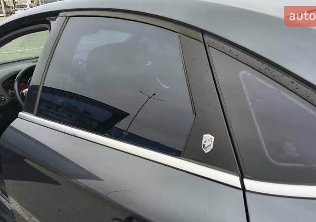 Серый Форд Мондео, объемом двигателя 2.3 л и пробегом 238 тыс. км за 5900 $, фото 9 на Automoto.ua