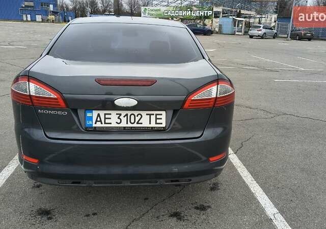 Серый Форд Мондео, объемом двигателя 2.3 л и пробегом 238 тыс. км за 5900 $, фото 4 на Automoto.ua