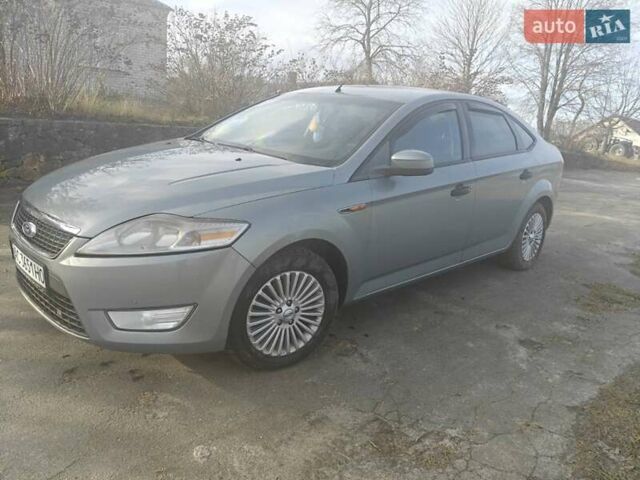 Серый Форд Мондео, объемом двигателя 2 л и пробегом 385 тыс. км за 5000 $, фото 2 на Automoto.ua