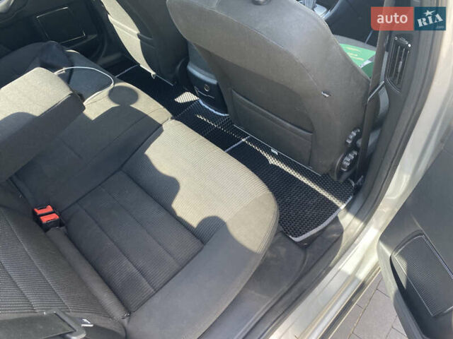 Серый Форд Мондео, объемом двигателя 2.26 л и пробегом 195 тыс. км за 7800 $, фото 7 на Automoto.ua