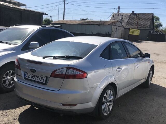 Серый Форд Мондео, объемом двигателя 2.5 л и пробегом 250 тыс. км за 2650 $, фото 3 на Automoto.ua