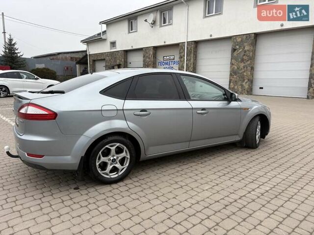 Сірий Форд Мондео, об'ємом двигуна 1.75 л та пробігом 400 тис. км за 6300 $, фото 3 на Automoto.ua