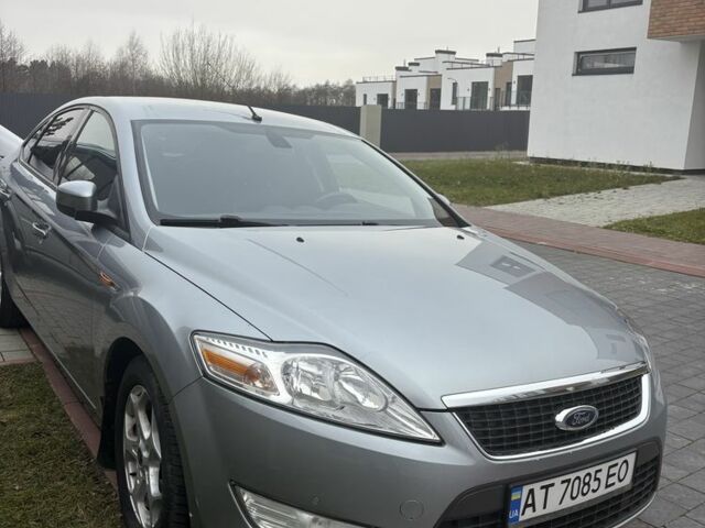 Сірий Форд Мондео, об'ємом двигуна 1.8 л та пробігом 400 тис. км за 6300 $, фото 11 на Automoto.ua