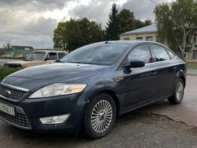 Серый Форд Мондео, объемом двигателя 0 л и пробегом 334 тыс. км за 5300 $, фото 1 на Automoto.ua