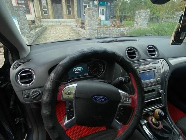 Серый Форд Мондео, объемом двигателя 0 л и пробегом 334 тыс. км за 5300 $, фото 17 на Automoto.ua