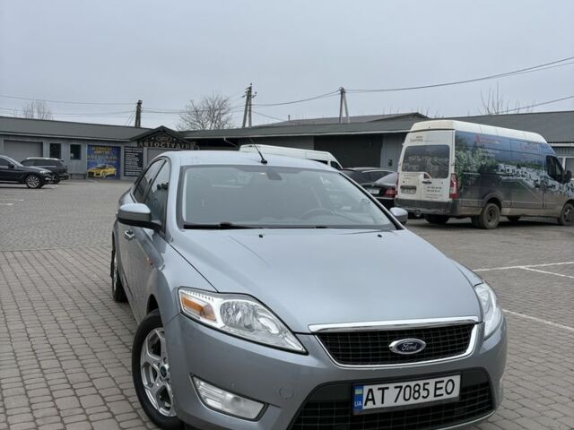 Сірий Форд Мондео, об'ємом двигуна 1.8 л та пробігом 400 тис. км за 6300 $, фото 1 на Automoto.ua