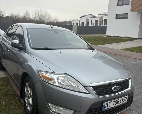 Сірий Форд Мондео, об'ємом двигуна 1.75 л та пробігом 400 тис. км за 6300 $, фото 4 на Automoto.ua