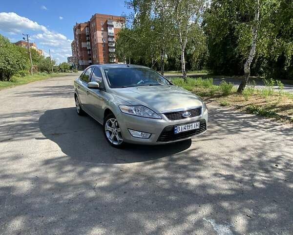 Сірий Форд Мондео, об'ємом двигуна 2 л та пробігом 209 тис. км за 6600 $, фото 6 на Automoto.ua