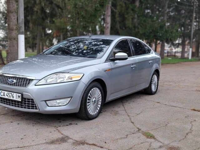 Сірий Форд Мондео, об'ємом двигуна 2 л та пробігом 223 тис. км за 6900 $, фото 1 на Automoto.ua